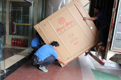 荣县钢琴贵重工艺品无忧运